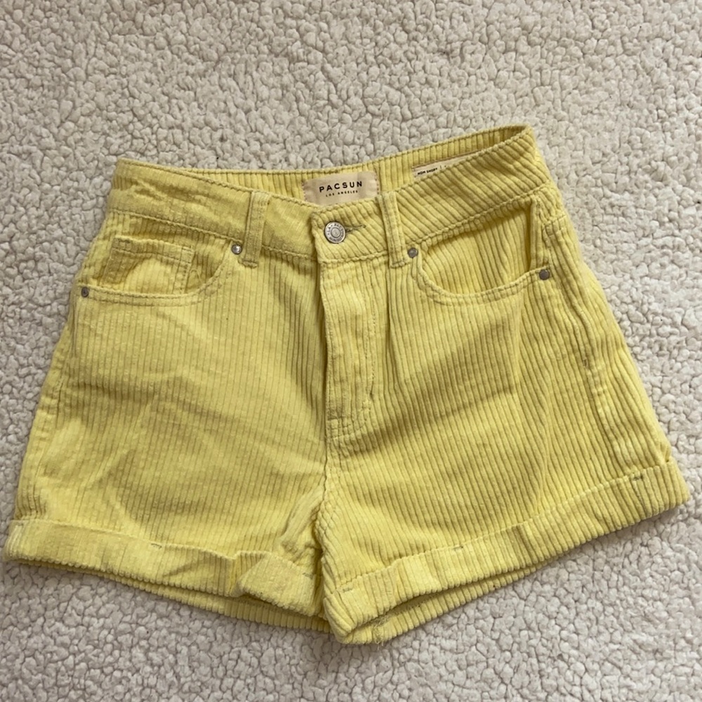 Never worn, corduroy, mom shorts
